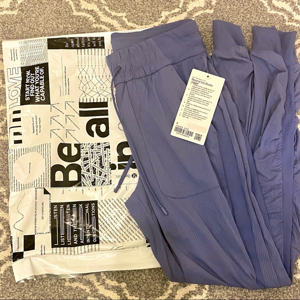 NWT Lululemon Beyond the Studio Jogger Water Drop